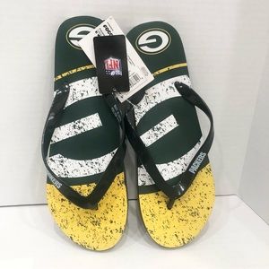 NFL Green Bay Packer Flip Flops - NWT, Adult Size L